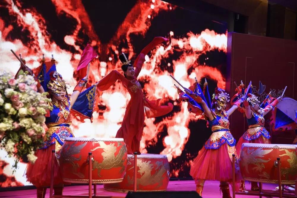 2000人共飨福泉，2019“泉”暖鹰城平顶山首届温泉季盛大开幕