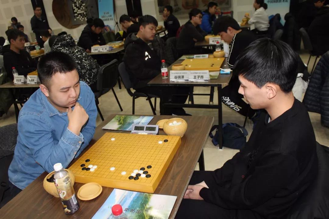 第五届洛阳白云山杯中国围棋棋圣战拉开帷幕