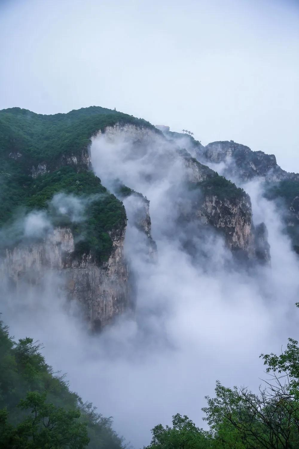 寻一个20℃的夏天，这里堪称自驾天堂！比大片还要美10倍