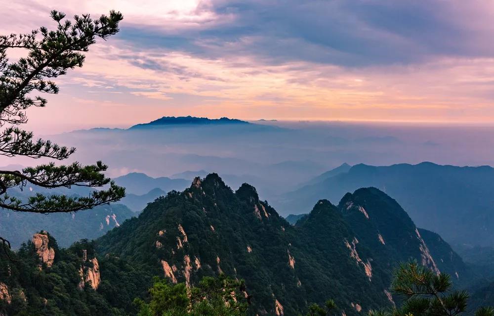 理想中的夏季美好，我想是在白云山