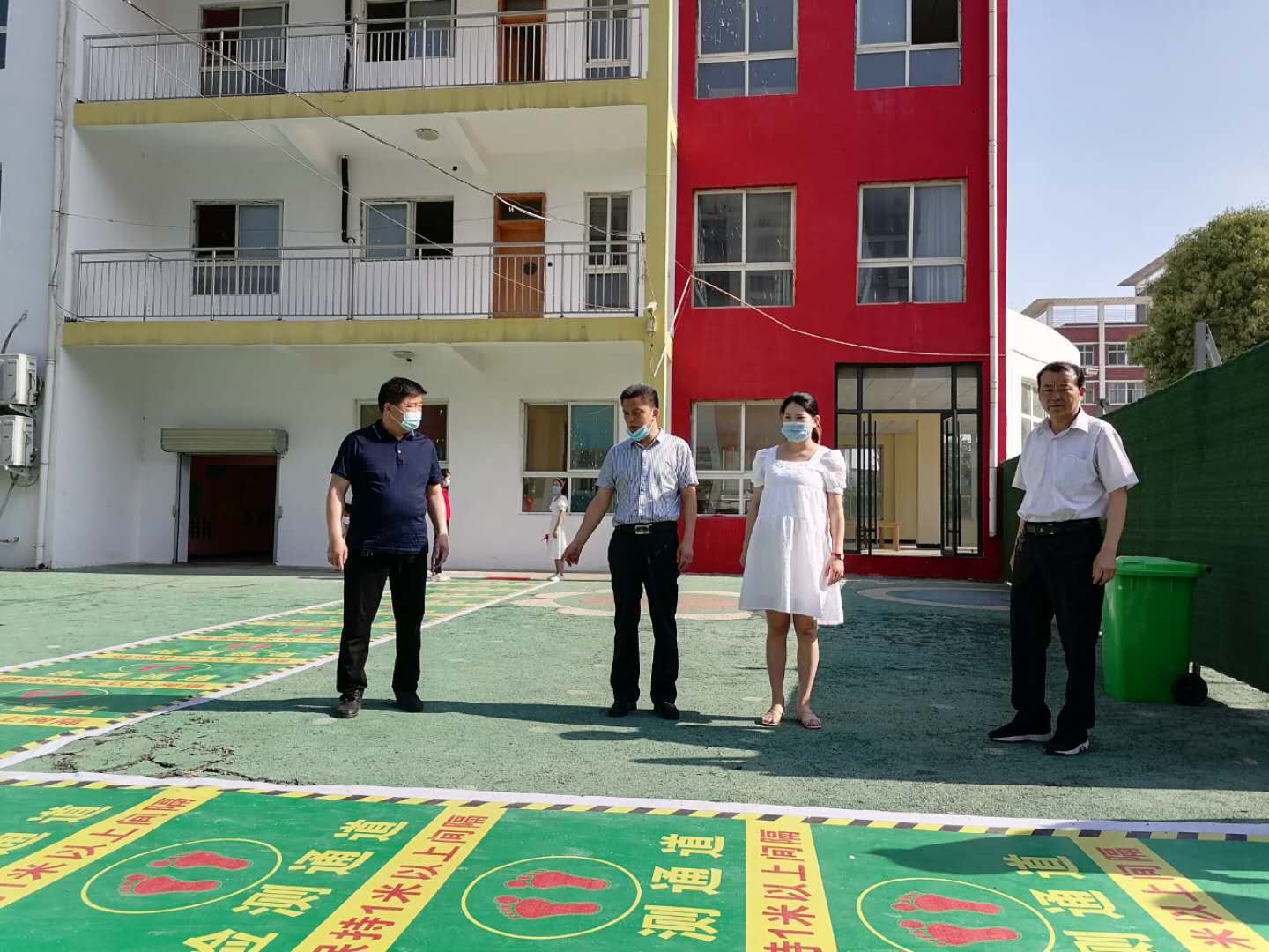 “精准防控，抓细做实”----- 正阳县教育局领导到正阳县第二幼儿园督察开学情况