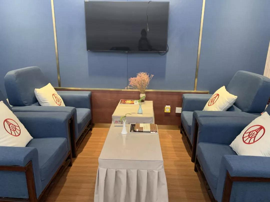 中原旅游服务新名片:河南众信旅游郑州东站VIP休息室正式启用 中原旅游服务新名片:河南众信旅游郑州东站VIP休息室正式启用