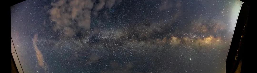我能想到最浪漫的事，是和你去看白云山的星空银河