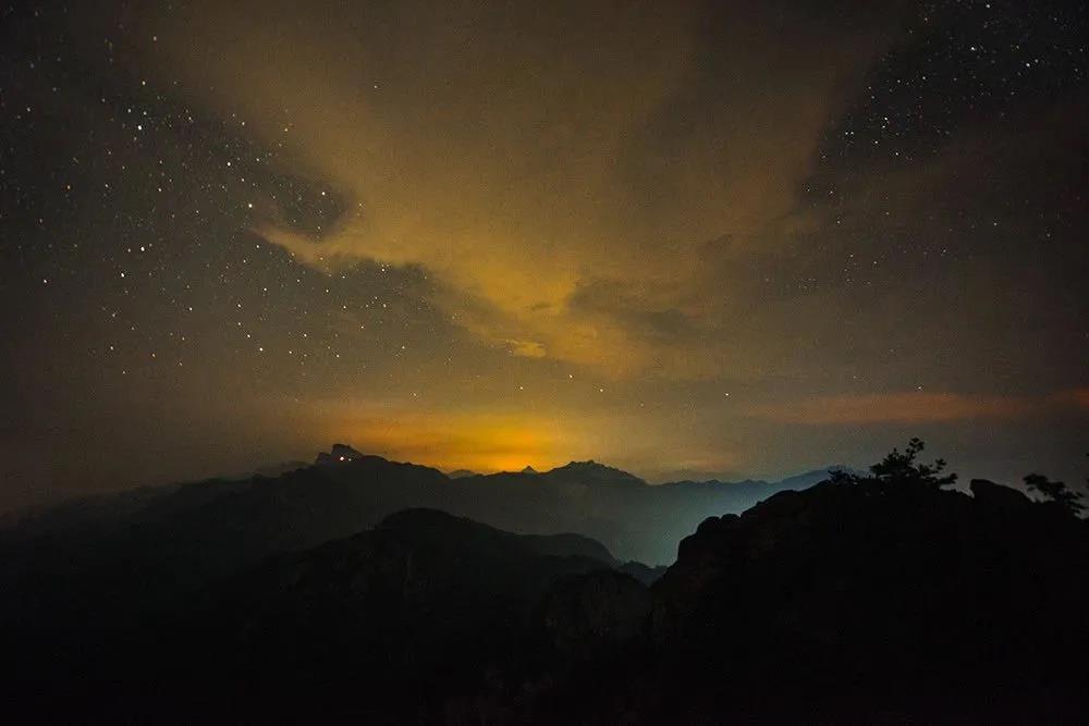 我能想到最浪漫的事，是和你去看白云山的星空银河