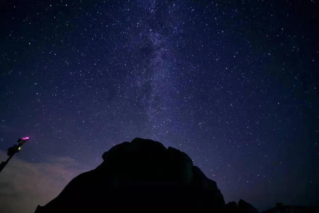 我能想到最浪漫的事，是和你去看白云山的星空银河