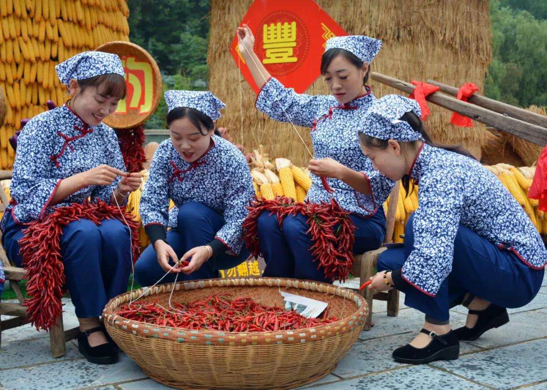 秋分至,话丰年!鸡冠洞里看“丰”景 秋分至,话丰年!鸡冠洞里看“丰”景
