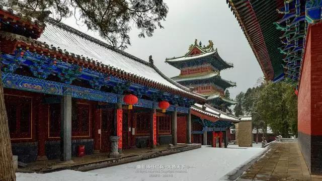 瑞雪启祥 1500年的嵩山少林寺初雪如约而至！