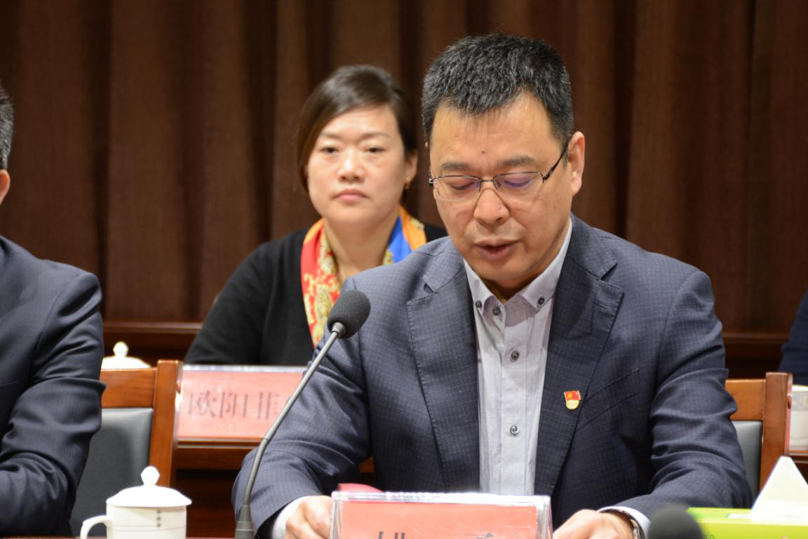 校政企携手，共建一带一路产业学院