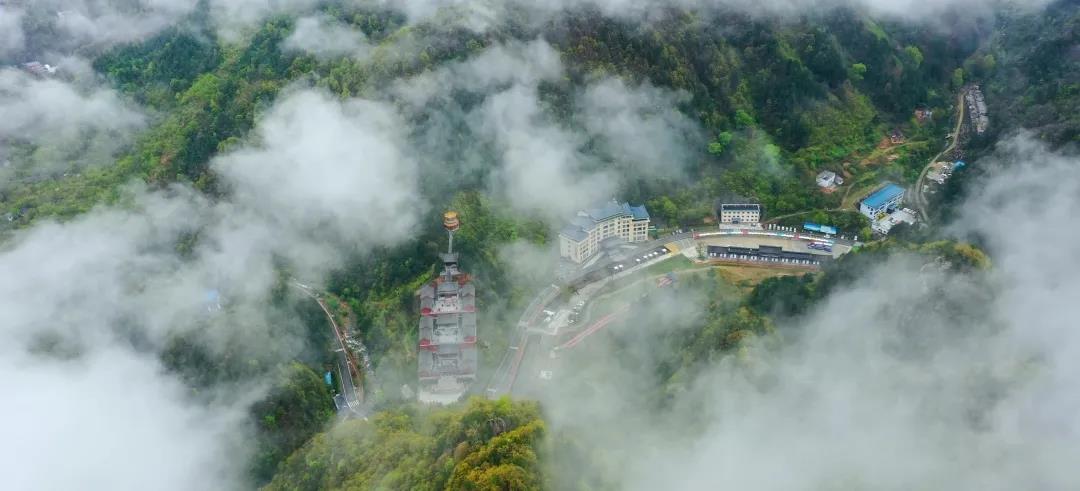 五一玩什么？天河大峡谷网红打卡项目任你选！