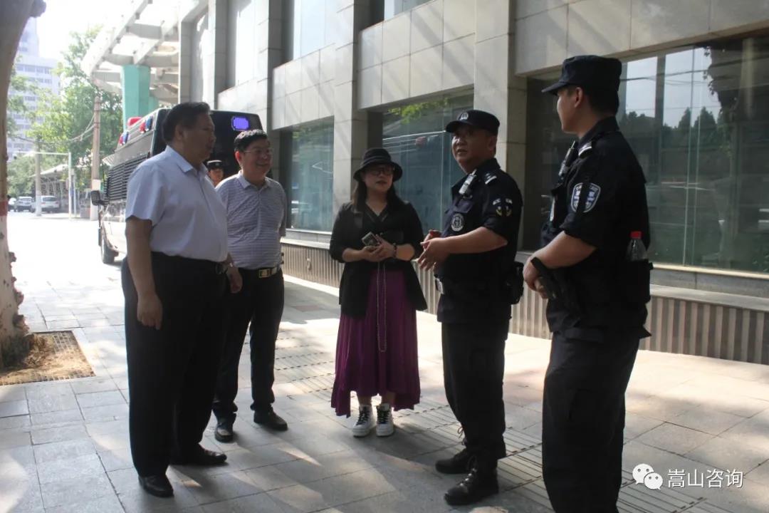 唐河力量，郑在行动——郑州唐河商会慰问在郑抗洪南阳市特警支队一线人员
