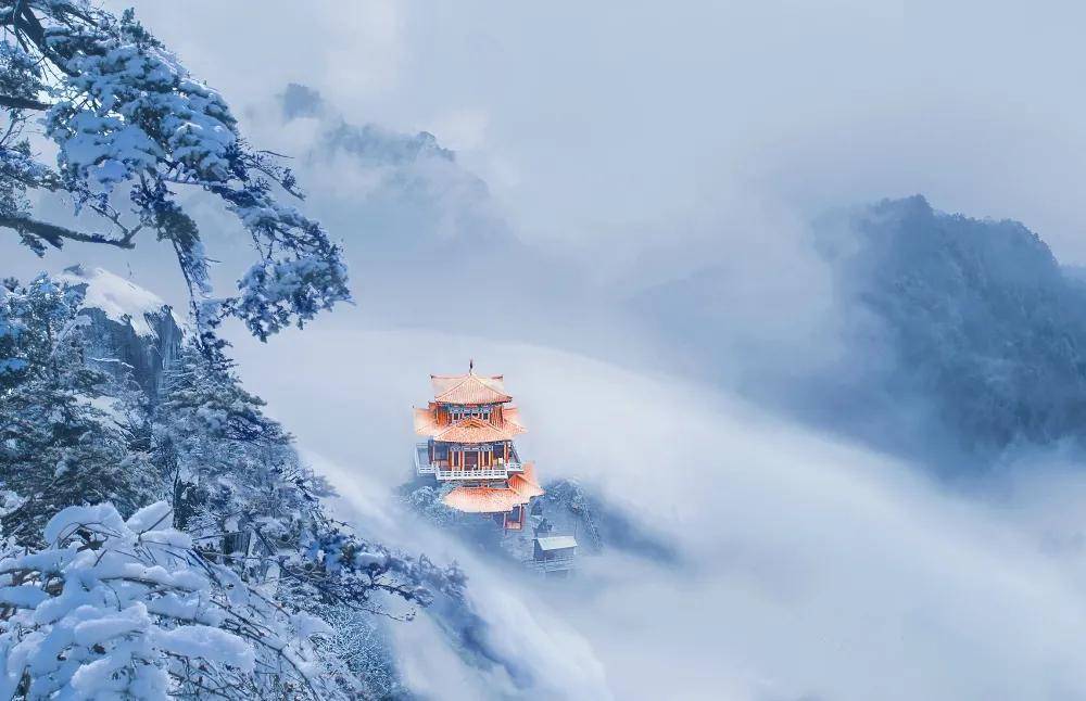 春节首选出游地!不出河南逛耍-10℃的冰雪王国,感受极致冬日美景! 春节首选出游地!不出河南逛耍-10℃的冰雪王国,感受极致冬日美景!