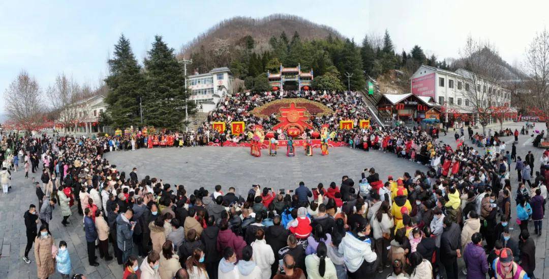 大年初一 鸡冠洞民俗活动精彩纷呈，年味浓！