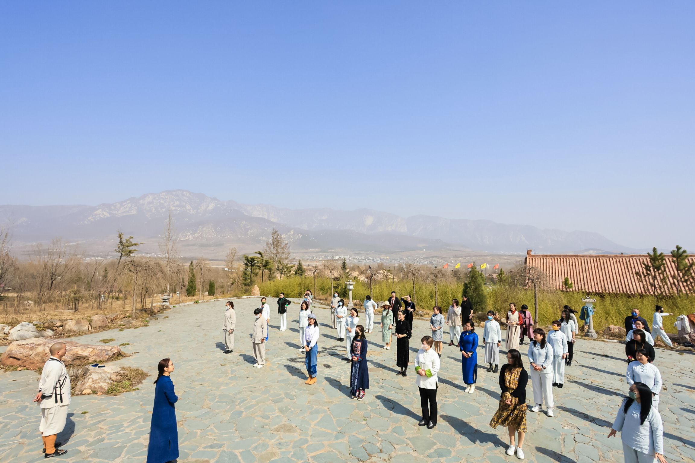 3月8日，她们在《禅宗少林·音乐大典·照见山居》体验了做“女神”的感觉