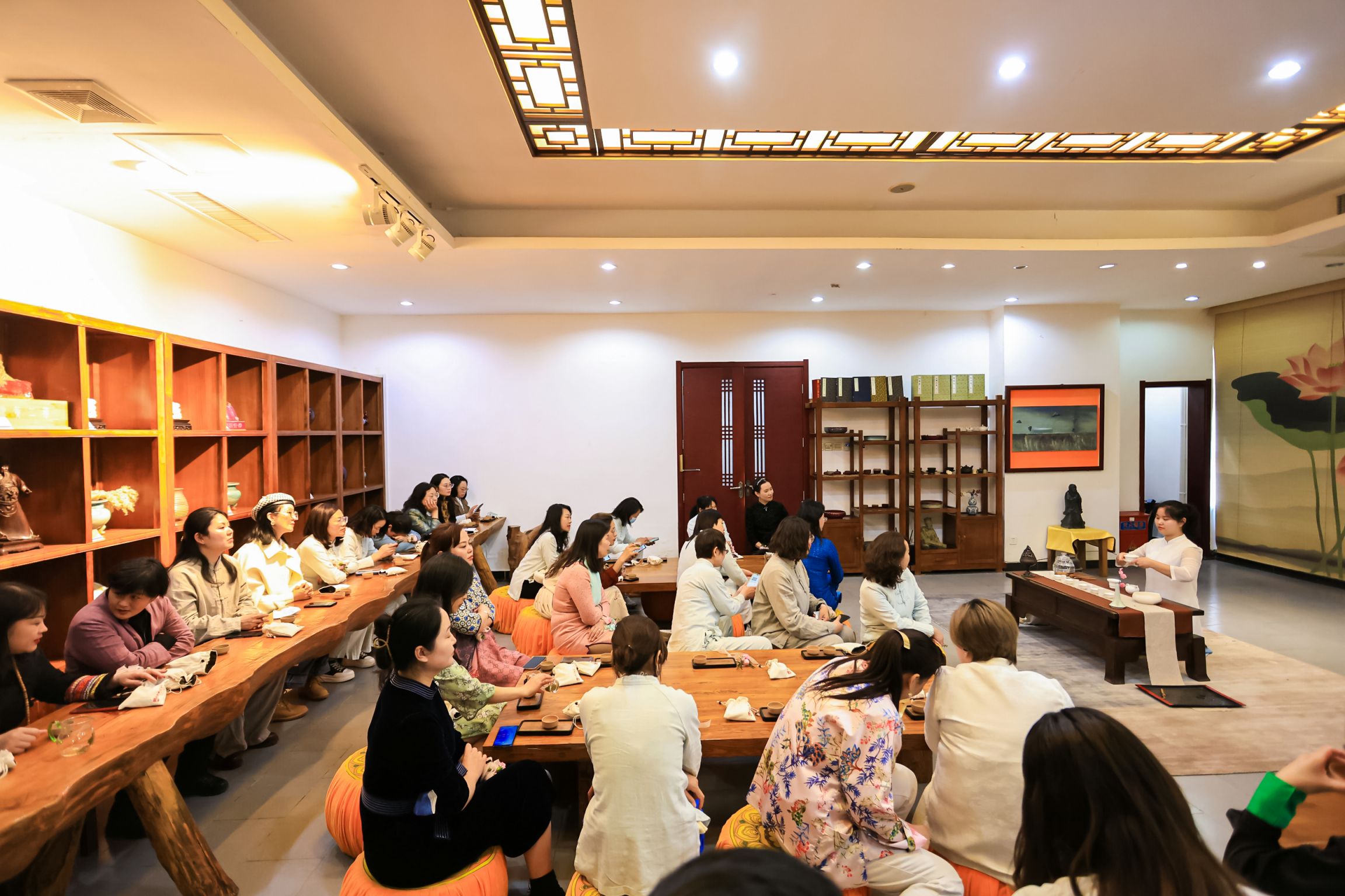 3月8日，她们在《禅宗少林·音乐大典·照见山居》体验了做“女神”的感觉