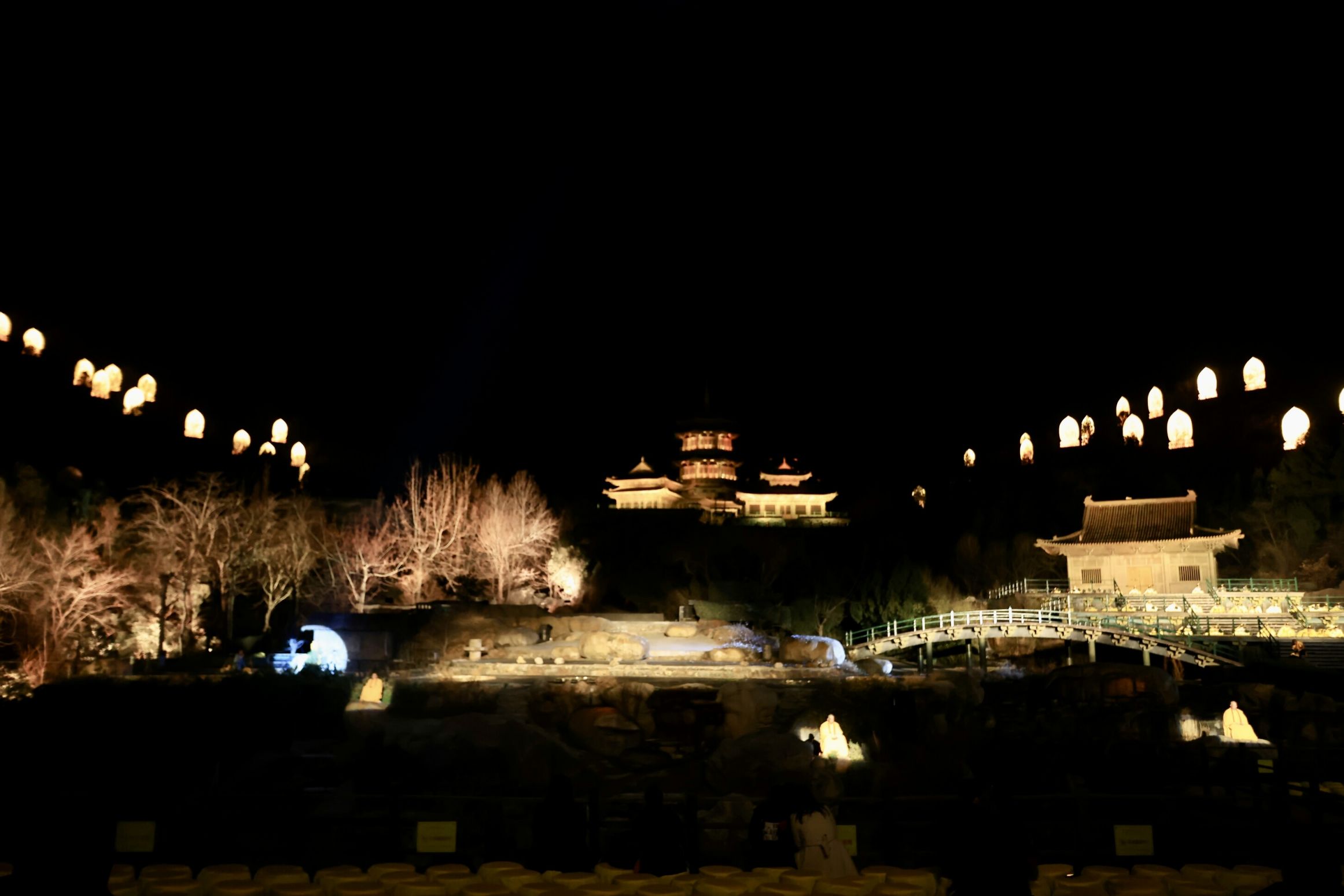 3月8日，她们在《禅宗少林·音乐大典·照见山居》体验了做“女神”的感觉