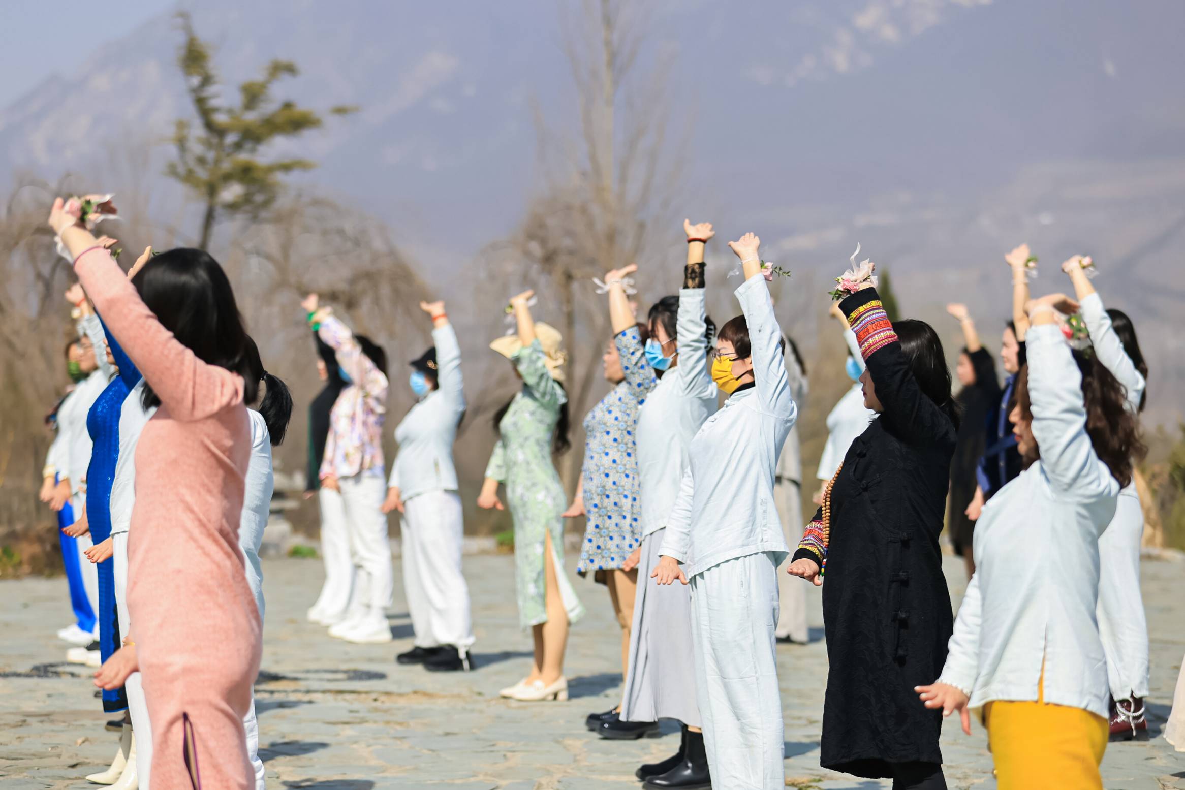 3月8日，她们在《禅宗少林·音乐大典·照见山居》体验了做“女神”的感觉