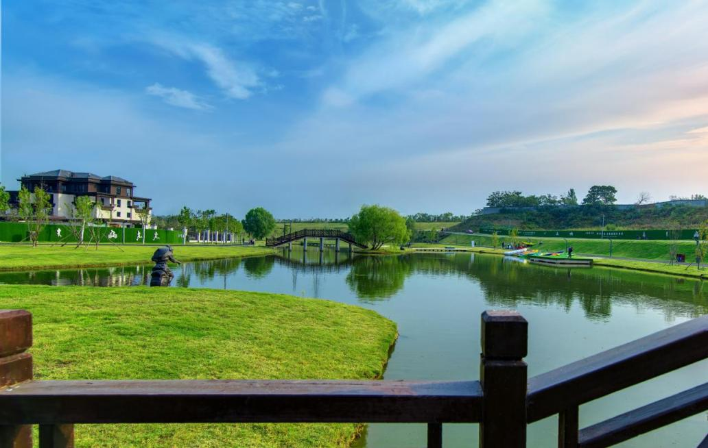行走河南·行业女性展风采活动走进忆江南旅游度假区 行走河南·行业女性展风采活动走进忆江南旅游度假区
