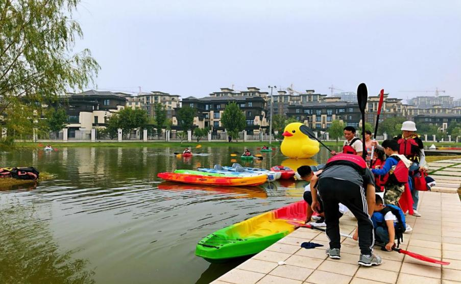 行走河南·行业女性展风采活动走进忆江南旅游度假区 行走河南·行业女性展风采活动走进忆江南旅游度假区