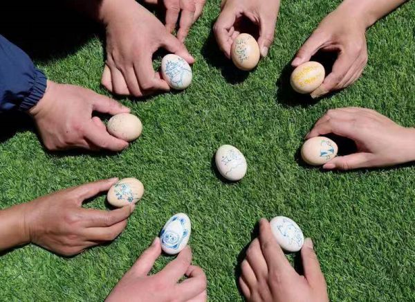 河南老君山：千枚鸡蛋拼“立夏”迎传统节气 立夏蛋全部免费送游客