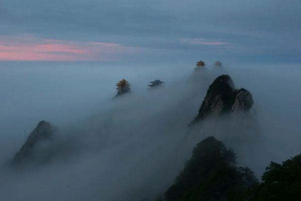 云雾起，山朦胧丨带你享受雨雾老君山“云”旅行