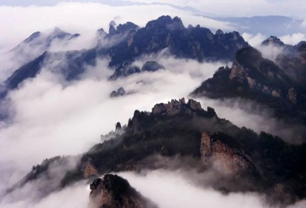 再“出圈”！中國外交部發(fā)言人再次推薦老君山