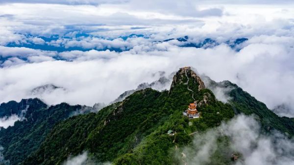 奔赴25℃的洛阳白云山 | 夏日拒绝emo指南