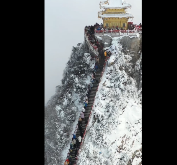下雪了 为什么要和喜欢的人一起来老君山