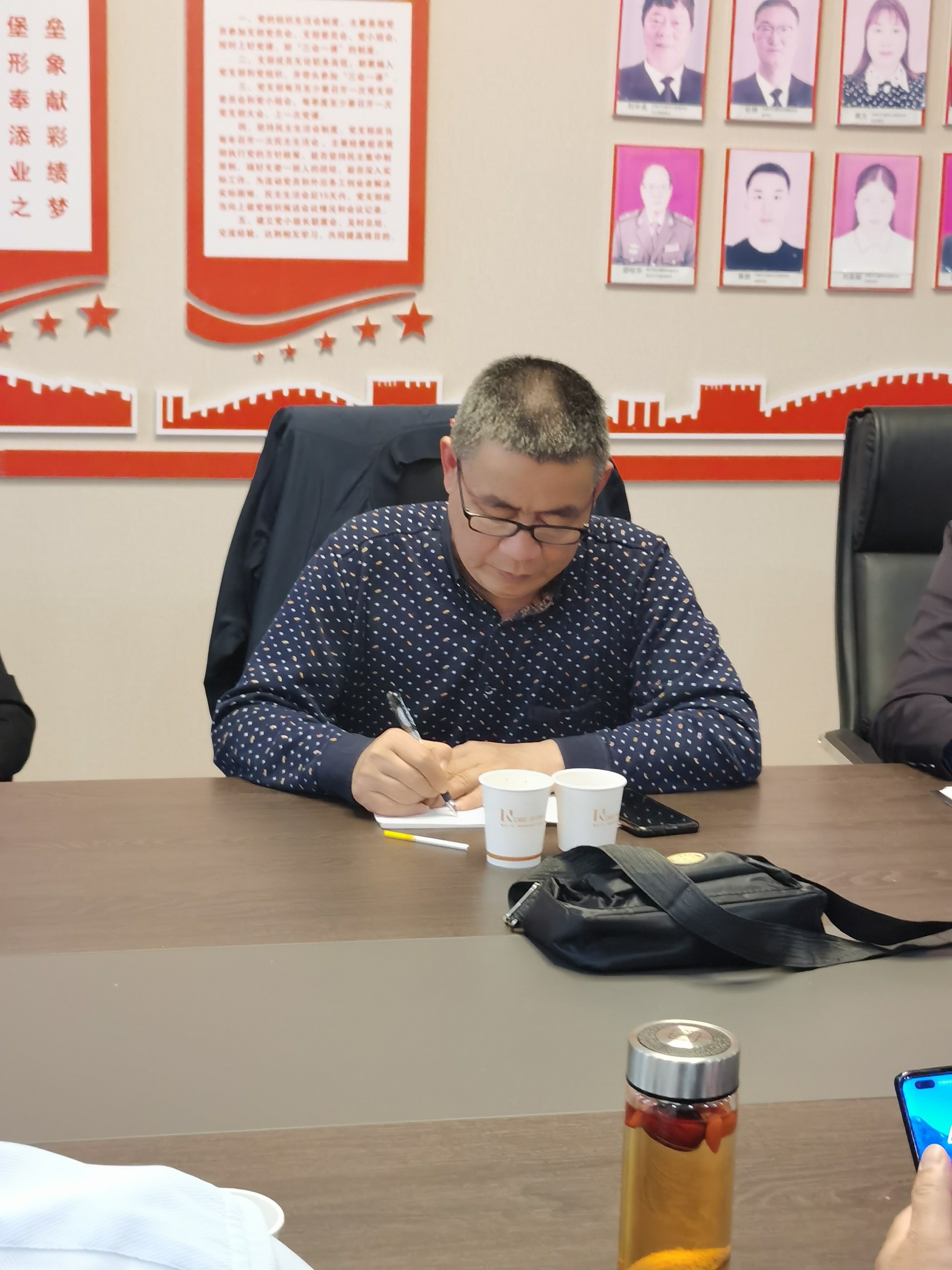 南阳驻郑党工委书记刘海峰一行莅临唐河驻郑党总支调研指导工作