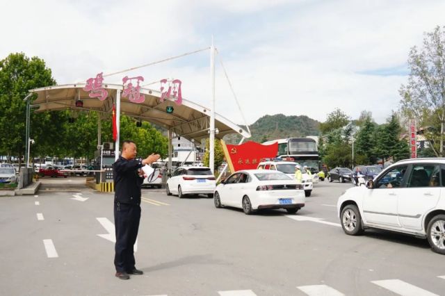 鸡冠洞 | 金秋新场景倍受追捧 国庆新体验赞不绝口