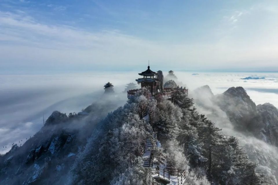 @北京市昌平区居民， 本月起老君山景区对你们免门票啦！