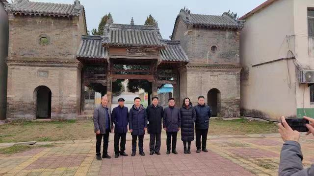 新年伊始辅新书院河南分院专家团队走进唐河县经济文化调研助力县域高质量发展！