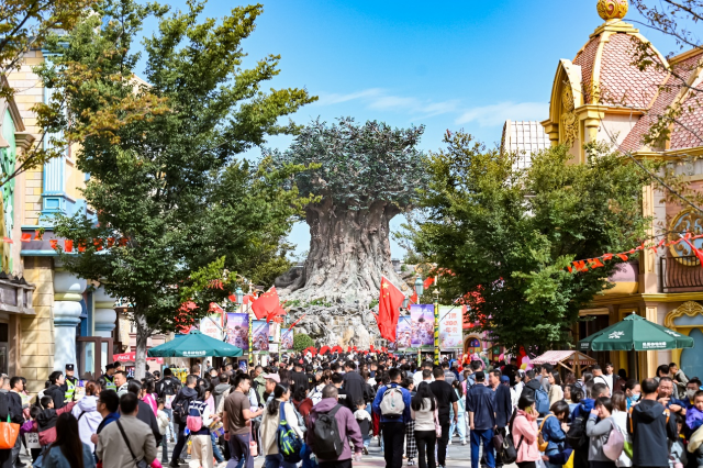 银基国际旅游度假区：国庆假期客流再创新高，休闲度假消费大放异彩