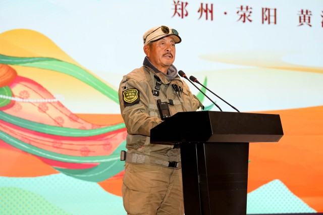 东天山骆驼队抵达黄河美岸·忆江南旅游度假区休整 豫疆文化交流盛典启幕 东天山骆驼队抵达黄河美岸·忆江南旅游度假区休整 豫疆文化交流盛典启幕