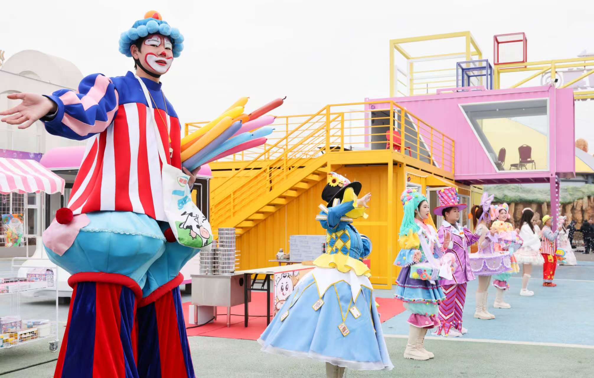 新晋AAA景区米奇王国盛大开业 “鲁山映瑞”首届新春灯会同步启幕 ——潮玩演艺与光影盛宴点