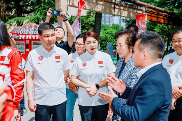 为爱出发 温暖同行：女性驾驶员爱心联盟正式成立